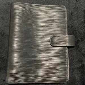Louis Vuitton Epi Agenda MM